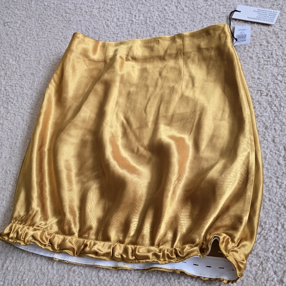 NWT $98 Babaton Slip Skirt – Cairo Gold Size 6 - Picture 4 of 10